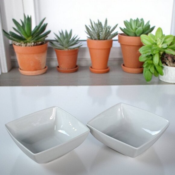 Set of 2 Over and Back White Porcelain Maison Square Cereal Bowls 6 1/4"… - Picture 2 of 9